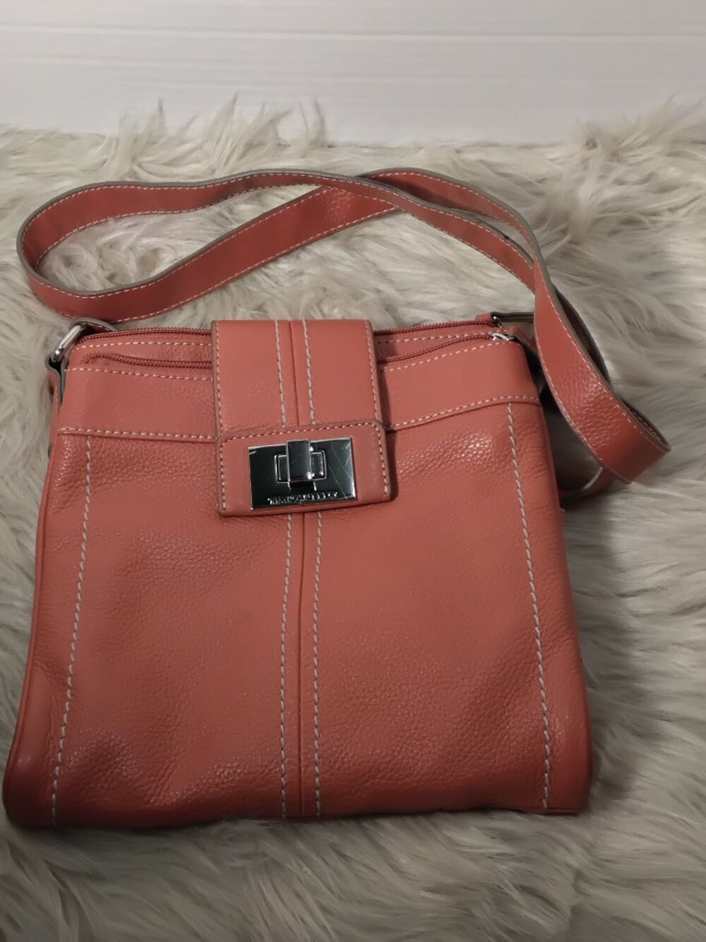 Vintage Tignanello Pebble Leather Crossbody Organizer Bag